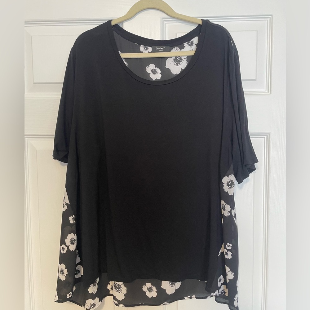 Lord & Taylor Black Floral-Panel Women's Top - Relaxed Short Sleeve
